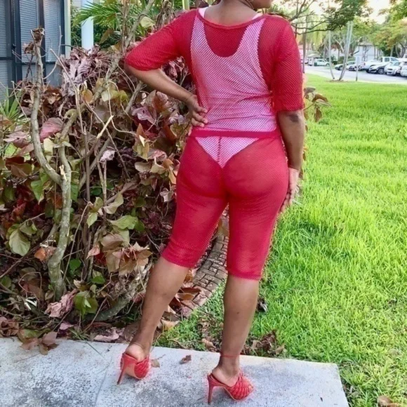 New romper coverup mesh capri - Picture 5 of 7